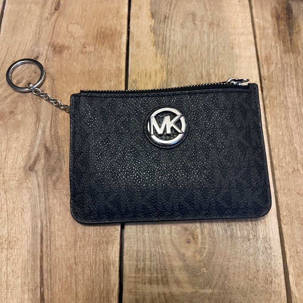 Michael kors key holder